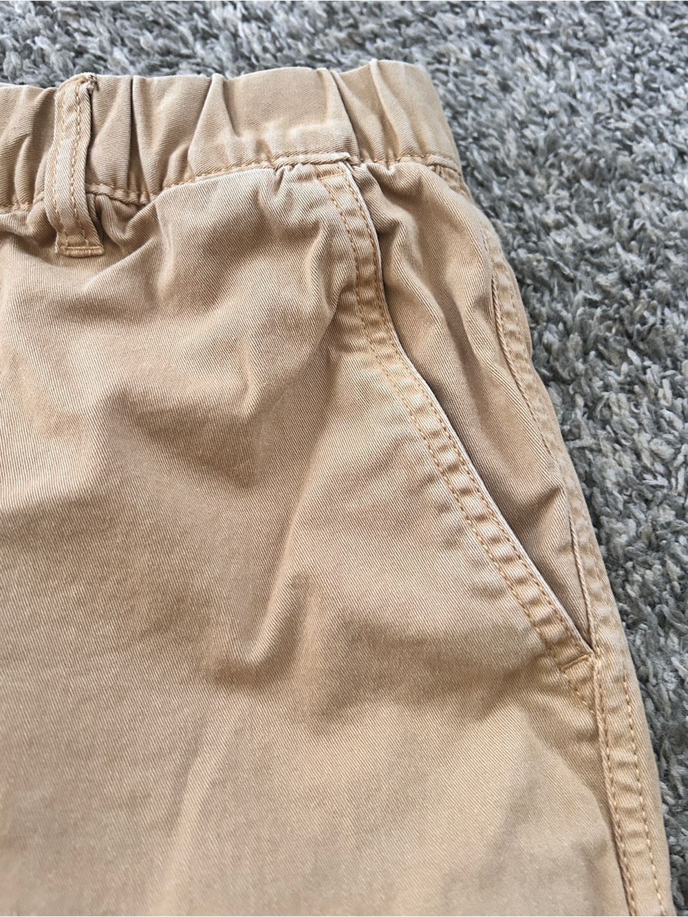 Men's Flat Front Elastic-Waist Tan Shorts - Picture 5 of 6